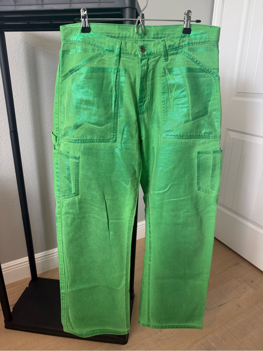 High-Rise Green Boyfriend Jeans — Relaxed Cargo Style